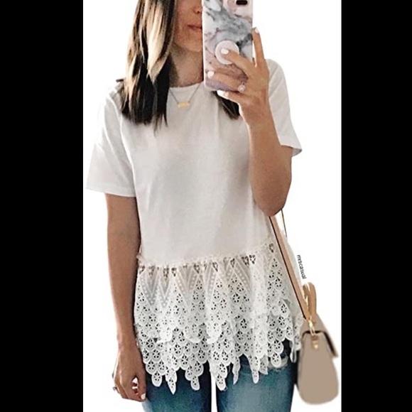 Chicwish Tops - Chicwish NWOT❗️White Peplum Lace Crochet Top